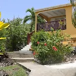 Cottages Les 3 Rochers - Vue Sur Mer
