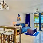Sapphire Beachfront Condo - Free Wi-Fi - Save!