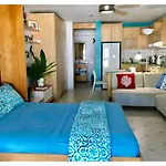 Cozy Beachfront Studio