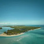 Como Parrot Cay
