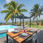 Villa Tak Pitak