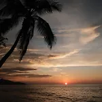 Unu Beach Hotel