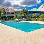 Sable Bleu Elegant 2-Bedroom Oceanfront Apartment