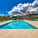 Sable Bleu Elegant 2-Bedroom Oceanfront Apartment