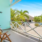 Paradise Apartments - Curacao