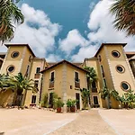 The Bellafonte - Luxury Oceanfront Hotel