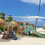 Beach Villas & Apartments Larimar