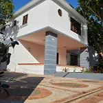 Ola Boutique Hotel
