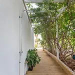 Maho Beach House - Sand Bar Condo - 1 Bedroom Suite