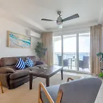 Maho Beach House - Sand Bar Condo - 1 Bedroom Suite