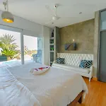 Villas Agua Dulce