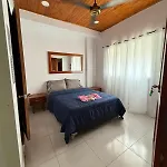 Hostal Orquideas De Auri