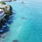 Water Lovers Paradise!