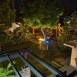 La Villa Moderna