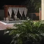 Royal Escape - 1