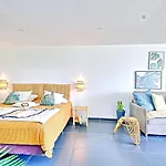 Studio Avec Terrasse, Clim Et Piscine A Saint-Martin - Fr-1-734-55