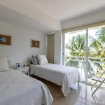 Frente de Playa&Piscina en Condominio Aqua Tower