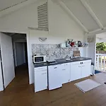 Bungalow Villa-Dehe