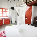 Casa Delfin Guest House