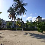 Beach Studio 30