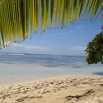 Lelagon Vue Mer, Pieds Dans L\'Eau