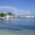 Beach Studio 18