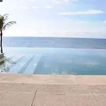 Waterside Escapes Villa