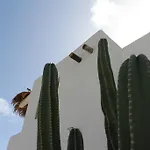 Chogogo Apartments