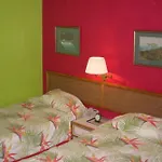 Coral Cove Marina Hotel