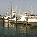 Coral Cove Marina Hotel