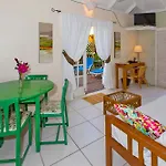 Hibiscus Heights