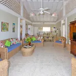 Hibiscus Heights
