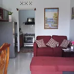 Golden Apple Cottage