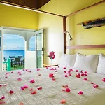 Luna Sea Inn