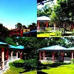 Les Orangers Eco Hotel