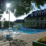 Beach One Bedroom Suite A20