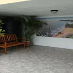 Michael\'S Tropical Suites