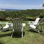 Luxury Villa Sleeps 6, Beach Access, Montego Bay