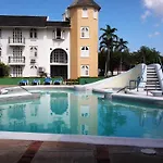 Ocho Rios Beach Apt At Sandcastles