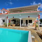 Modern Villa Closed To The Beach