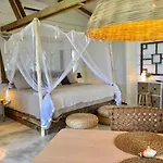 Javo Beach : The Nest