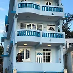 Rompeolas Beach House 2