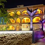 Hotel Las Palmeras