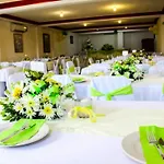 Seven Stars Hotel