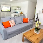 Louisa Apartamentos