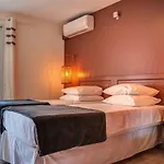Hotel Pelican