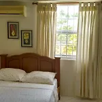 Annwin Apartment