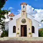 Ocean Front 1 BR @CadaquesBayahibe Dominicus Resort