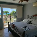 Wave View Village - Beach Front - Luxury Spot
