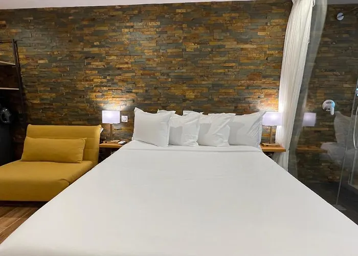 Vue Mer & Rocher - Okavango Blue Studio